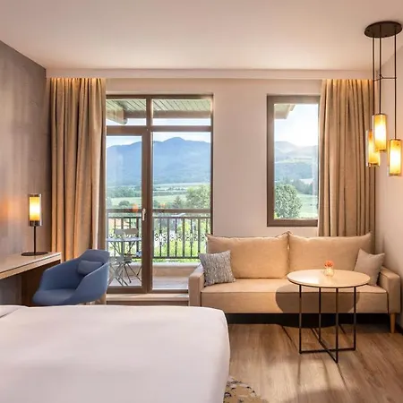 Hyatt Regency Resort 4*