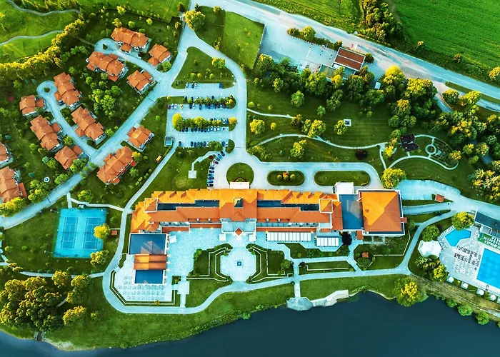 Hyatt Regency Здравен курорт 4*